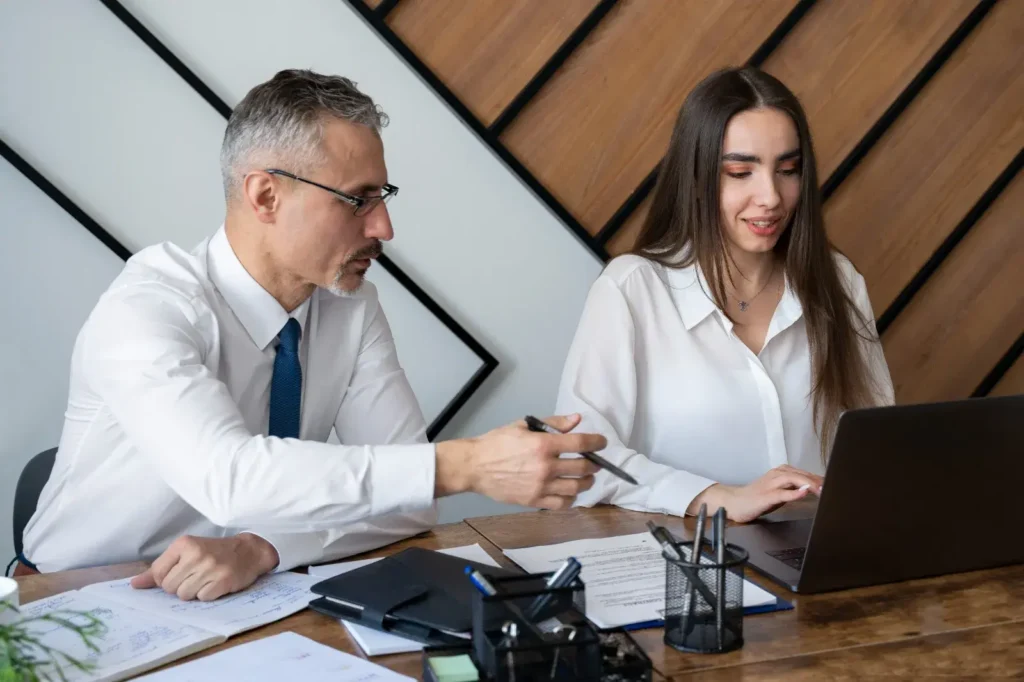 Consultoría profesional para potenciar el crecimiento empresarial - Incogroup.